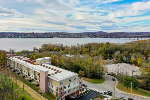 30 Beekman ST #105, Beacon, NY 12508