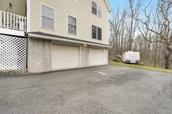 Port Jervis, NY 12771,24 James CT