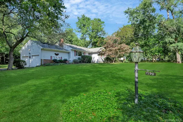 Mattituck, NY 11952,770 Meadow LN