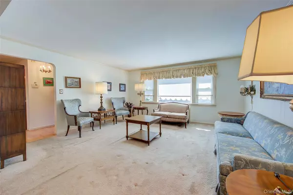 Bayside, NY 11364,216-03 64th AVE