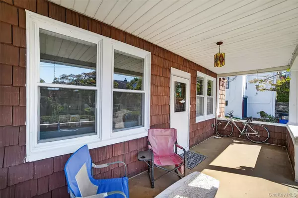 Croton-on-hudson, NY 10520,56 Irving AVE