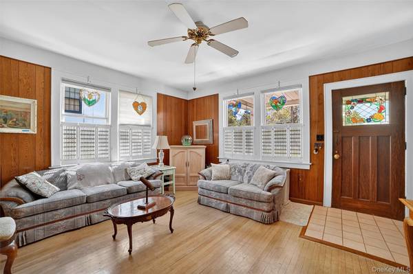 Croton-on-hudson, NY 10520,56 Irving AVE