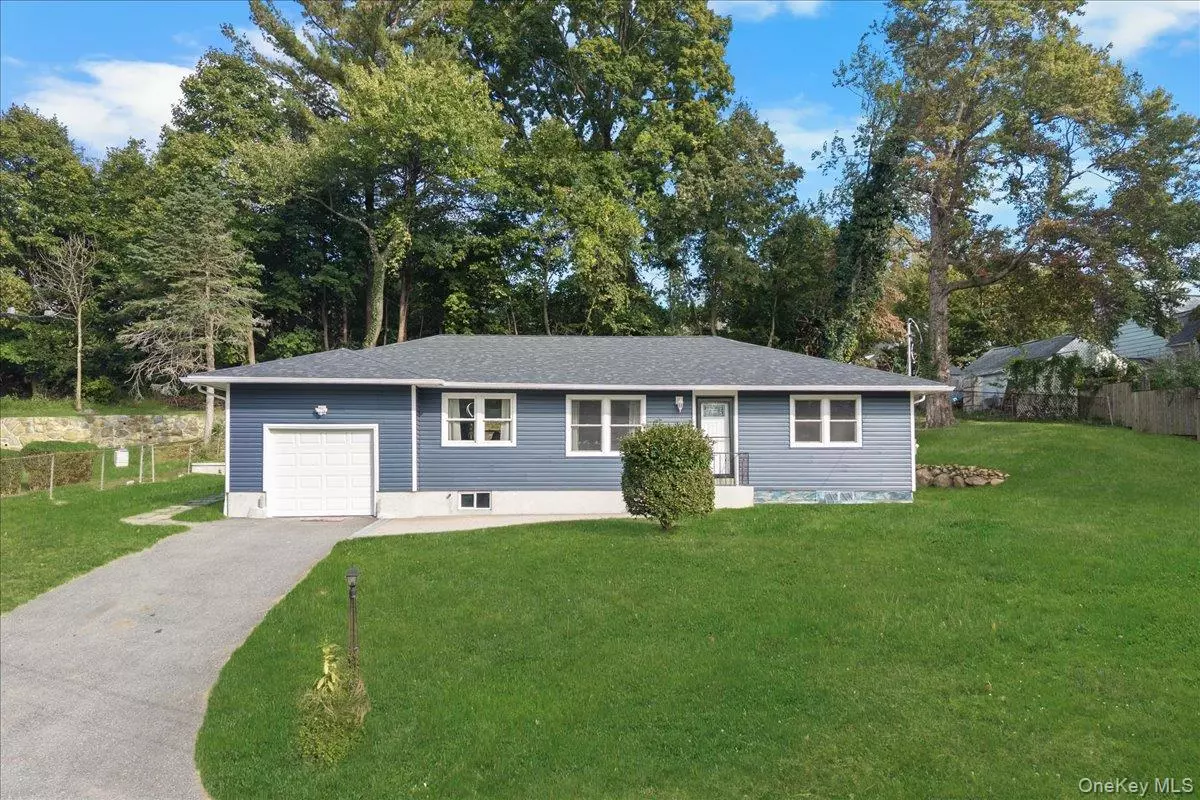 Peekskill, NY 10566,1 Crescent CT