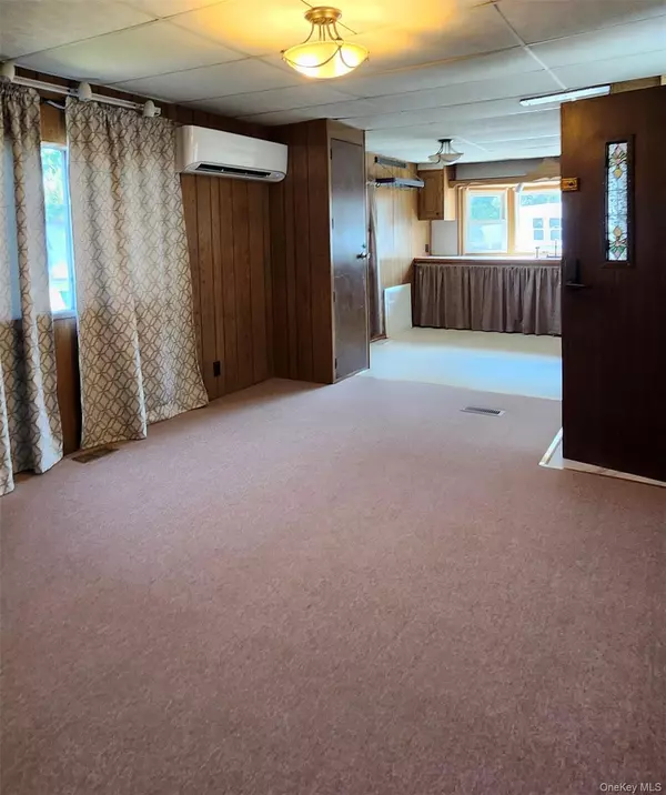 Bohemia, NY 11716,60 Valley Forge Dr
