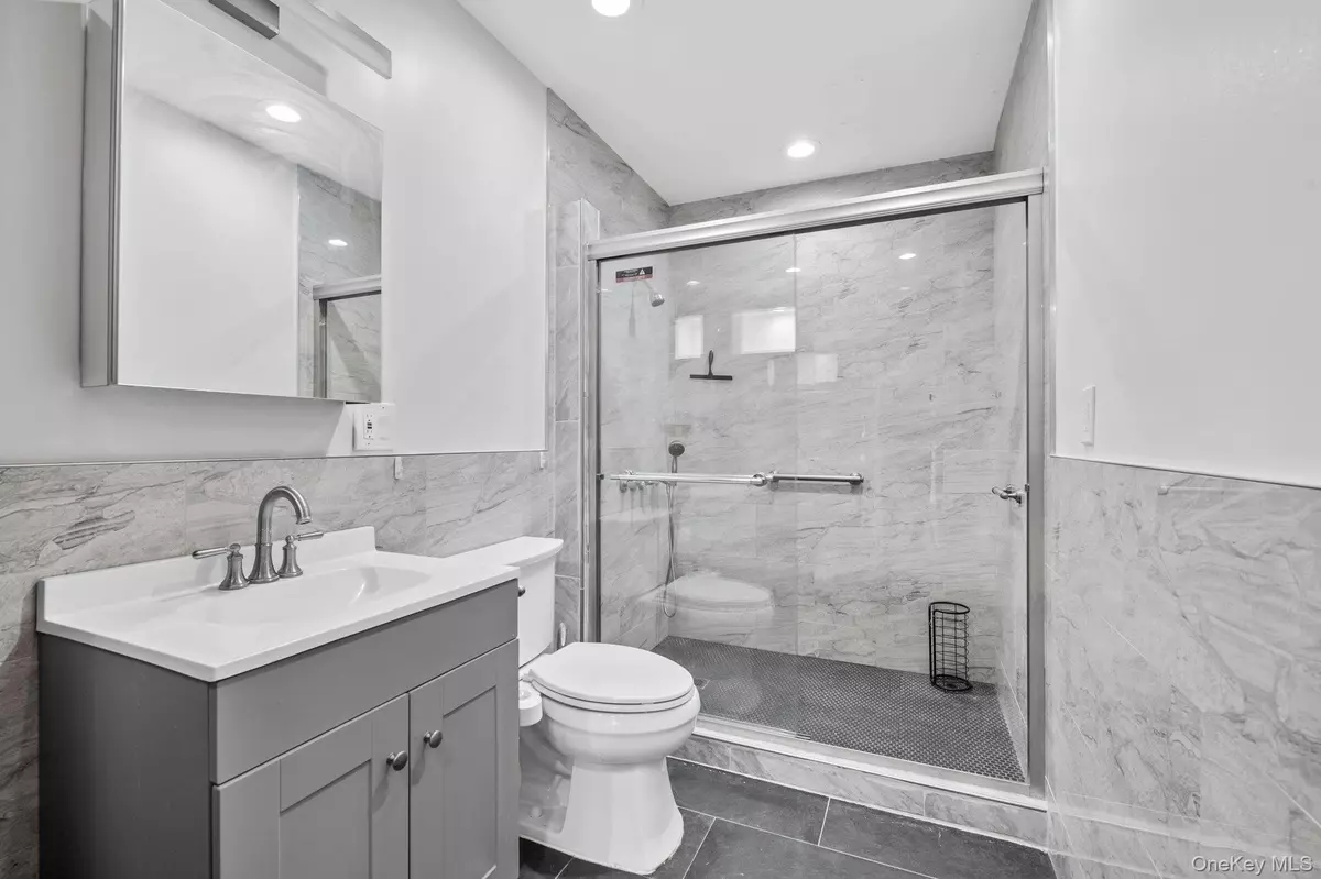 Middle Village, NY 11379,6618 75th ST #1st Floor