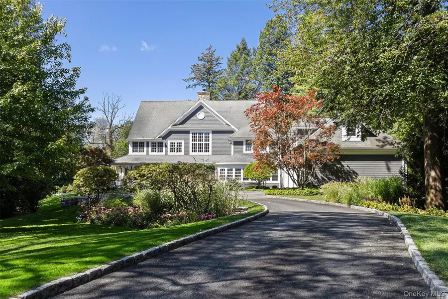 20 Woodland DR, Rye Brook, NY 10573