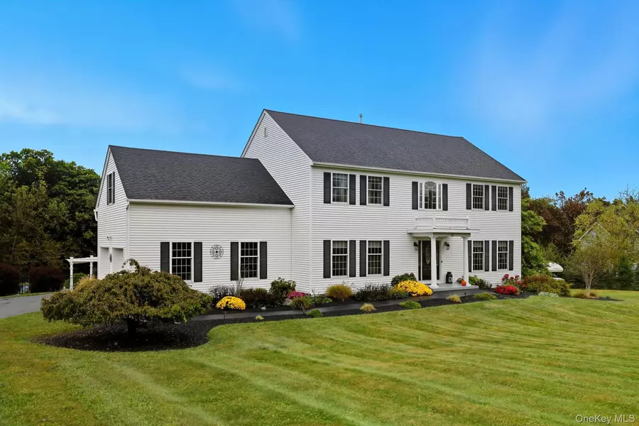 12 Jansen CT, Walden, NY 12586