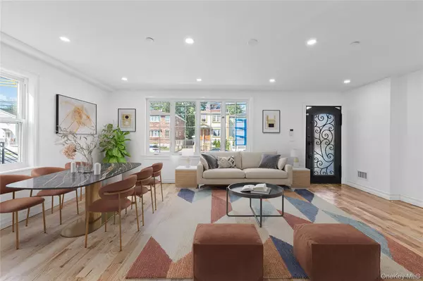 Rosedale, NY 11422,258-10 147 RD