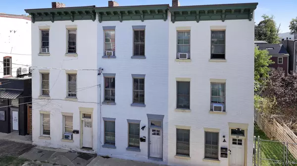 Newburgh, NY 12550,45A Lander ST