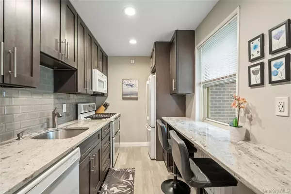 Little Neck, NY 11362,251-42 61st Avenue ##1-1149