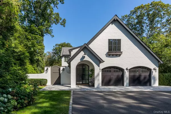 Cold Spring Harbor, NY 11724,20 Tall Tree CT