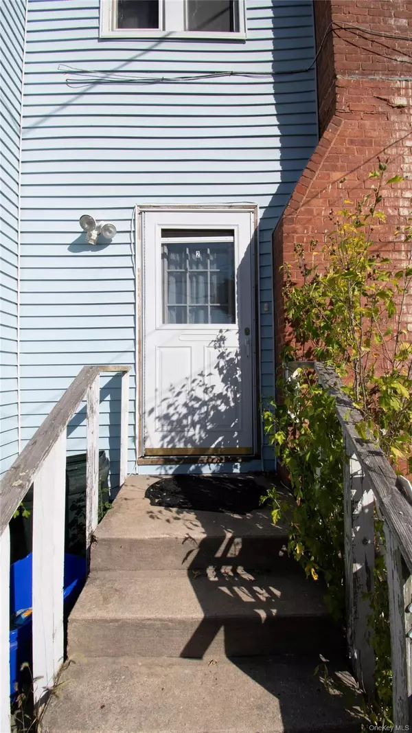 Baldwin, NY 11510,2799 Grand AVE #2