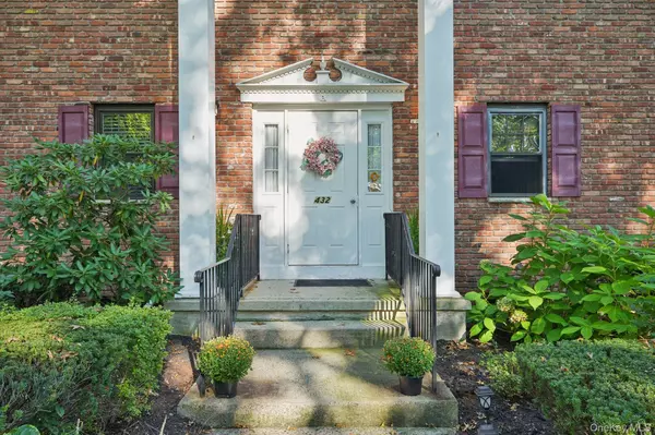 Pearl River, NY 10965,432 Somerset DR #M