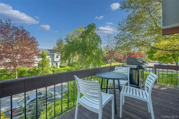 Mamaroneck, NY 10543,149 Fenimore RD #B1