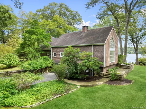 Pound Ridge, NY 10576,93 Cross Pond RD