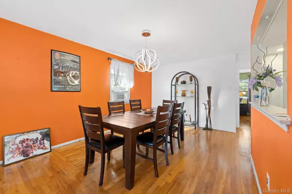 Amityville, NY 11701,57 Benburb ST