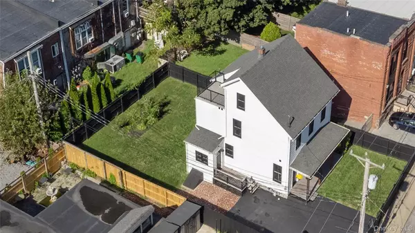 Beacon, NY 12508,10 South ST
