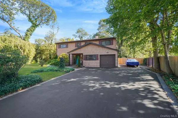 Central Islip, NY 11722,3 Milford DR