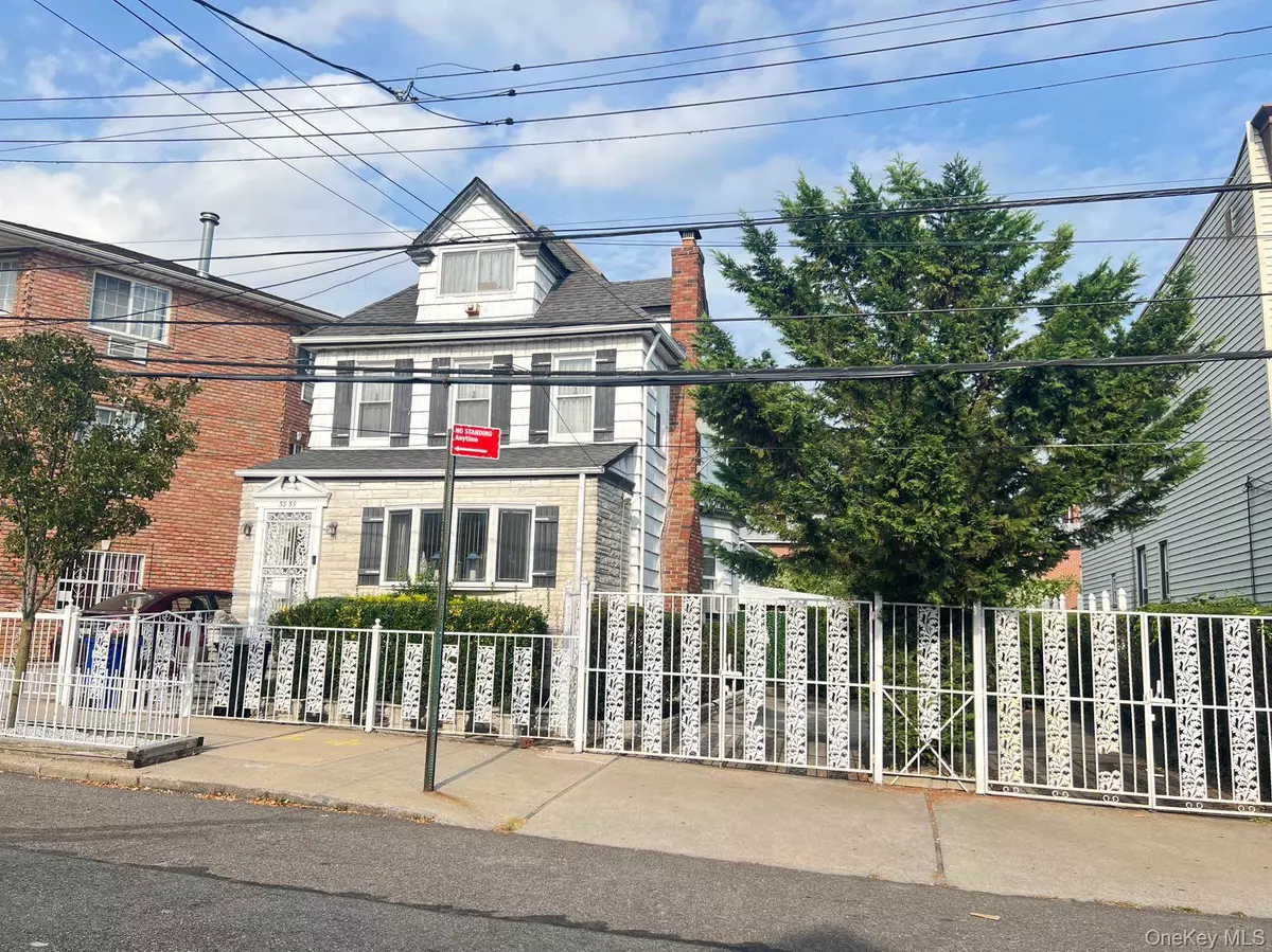 Maspeth, NY 11378,5359 72nd PL