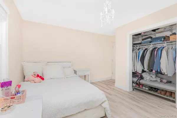 Bellmore, NY 11710,2398 Centre AVE