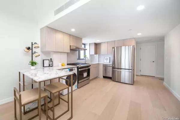 Flushing, NY 11354,136-80 41st AVE #5H