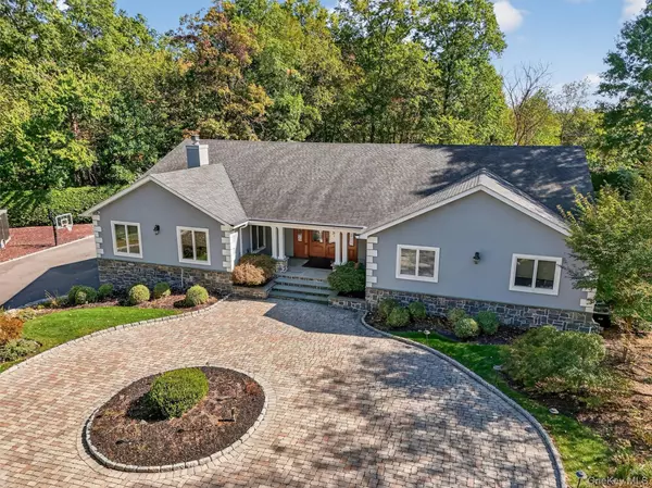5 Stone Haven RD, West Nyack, NY 10994