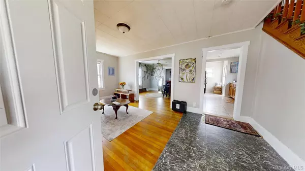 Poughkeepsie, NY 12601,84 Fairview AVE