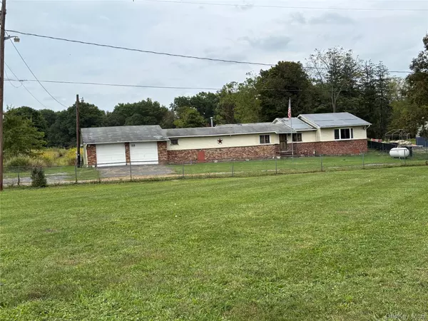 6 Milo RD, New Hampton, NY 10940
