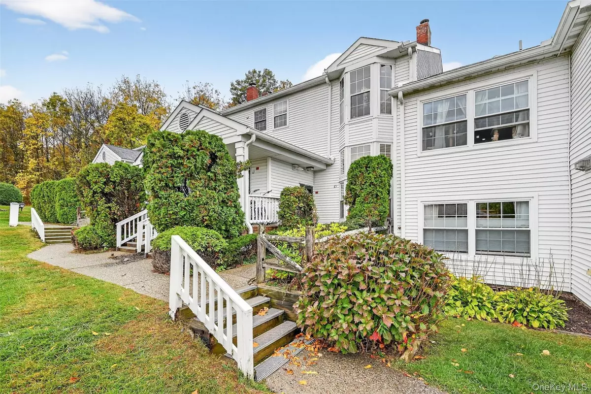 Warwick, NY 10990,63 The Knolls