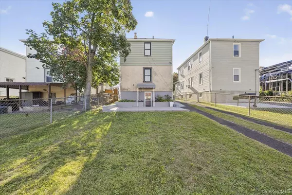 Mount Vernon, NY 10550,629 S 7th AVE