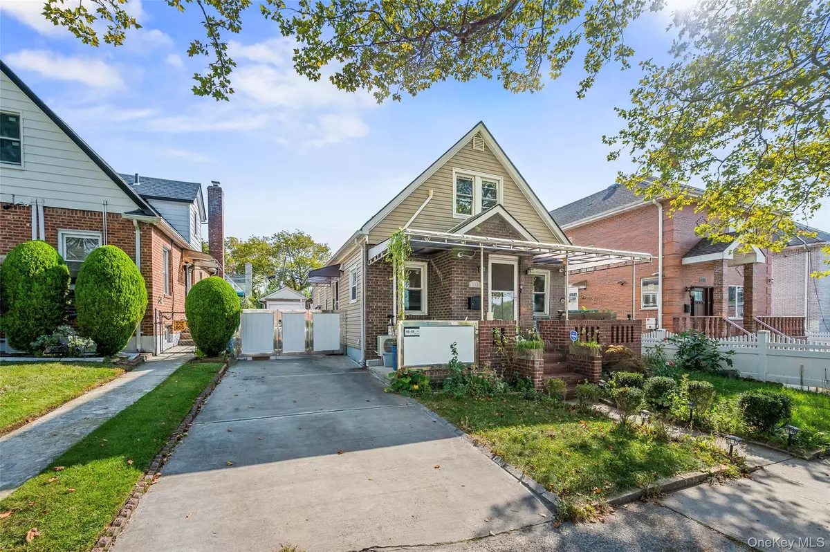 Fresh Meadows, NY 11365,48-05 186th St.