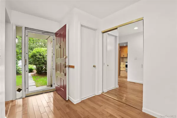 Chappaqua, NY 10514,41 Rambling Brook RD