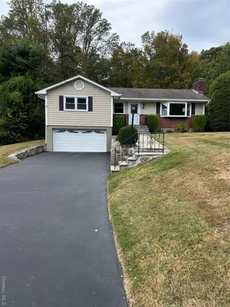 107 Chestnut Ridge RD, Mahopac, NY 10541