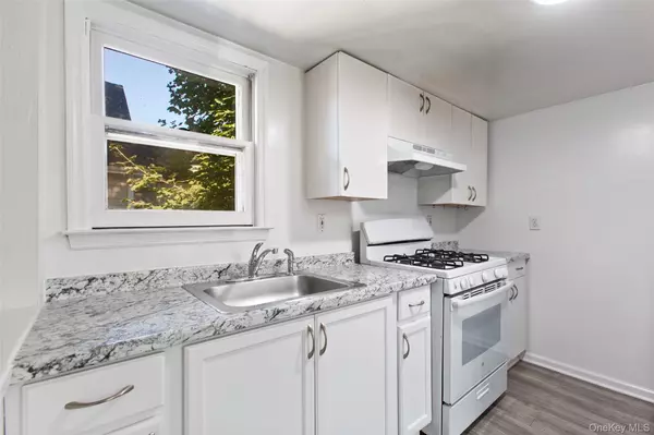 Katonah, NY 10536,36 Anderson RD #2nd floor