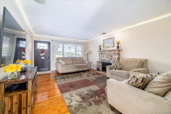 Franklin Square, NY 11010,775 Roosevelt ST