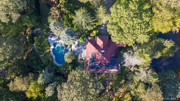 Pound Ridge, NY 10576,12 Bishop Park RD
