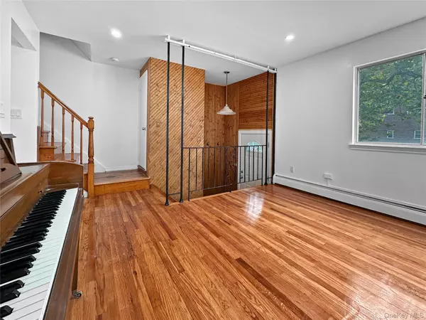 Bronx, NY 10465,352 Swinton AVE