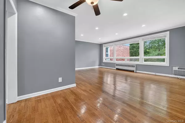 Hartsdale, NY 10530,8 Wildwood RD #A17