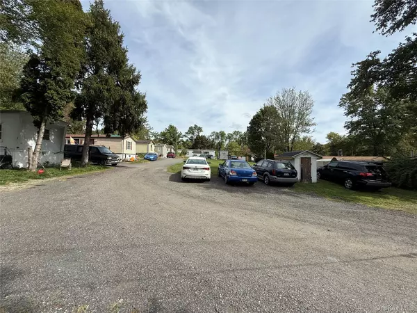 Fishkill, NY 12524,121 Cooper RD