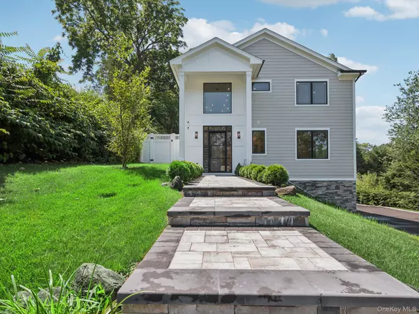Woodbury, NY 11797,2 Arthur PL
