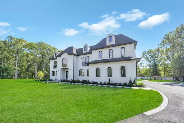Dix Hills, NY 11746,19 Carman RD