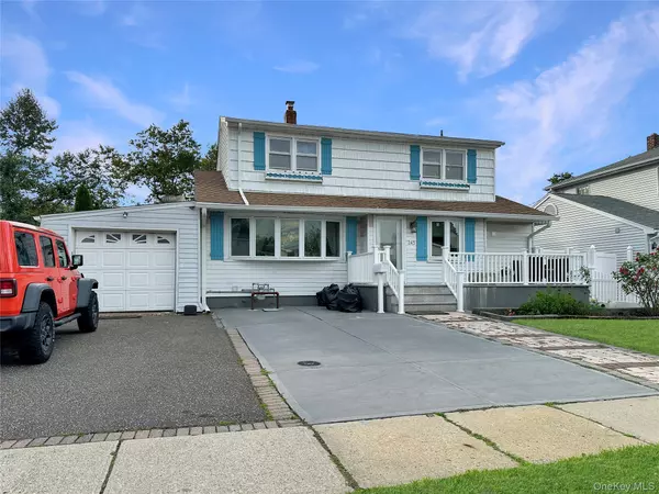 Hicksville, NY 11801,245 Dartmouth Drive
