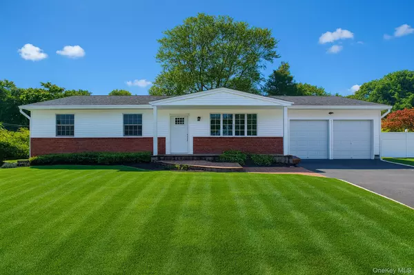 20 Wilson ST, Port Jefferson Station, NY 11776