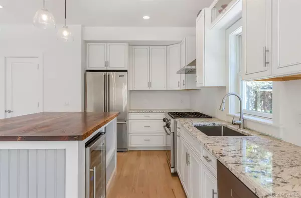Aquebogue, NY 11931,254 Overlook DR