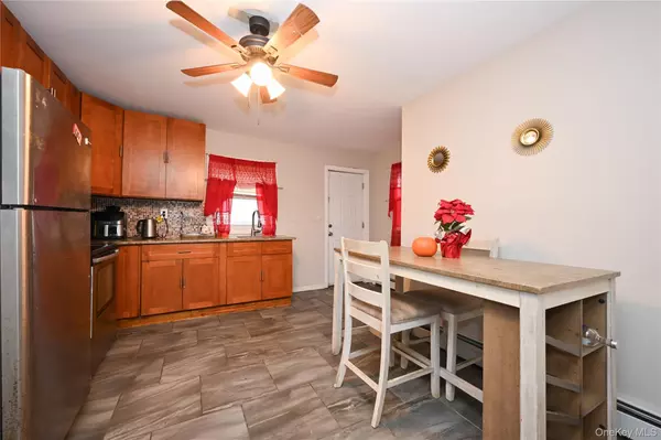 West Hempstead, NY 11552,10 Pinebrook AVE