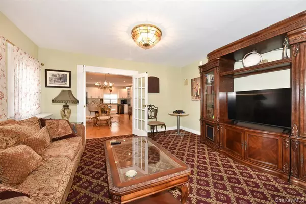 Springfield Gardens, NY 11434,175-05 145th DR