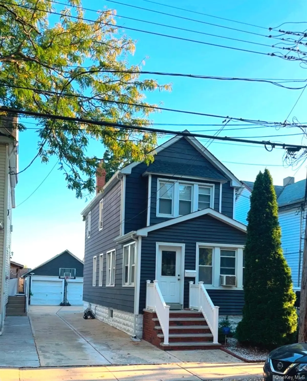 South Ozone Park, NY 11420,13410 Sutter AVE