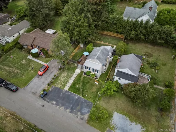 Mahopac, NY 10541,18 Larch DR