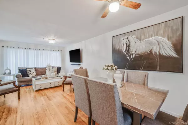 Brentwood, NY 11717,158 Broadway