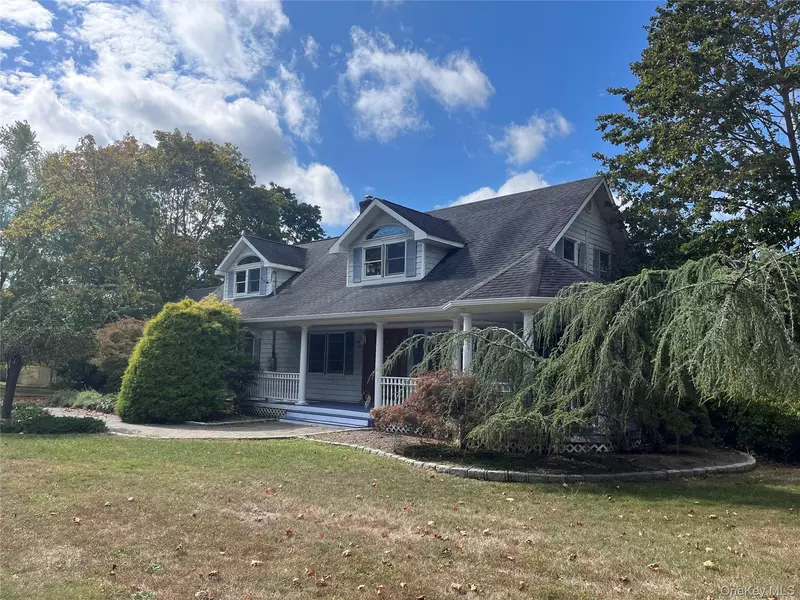 1799 Wading River Manor RD, Wading River, NY 11792